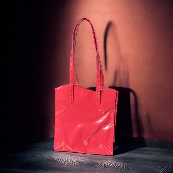 Nina Ricci Deci Dela Red Patent Tote Bag With .17 Fl Oz Mini Perfume Vtg 1994 - Picture 1 of 16